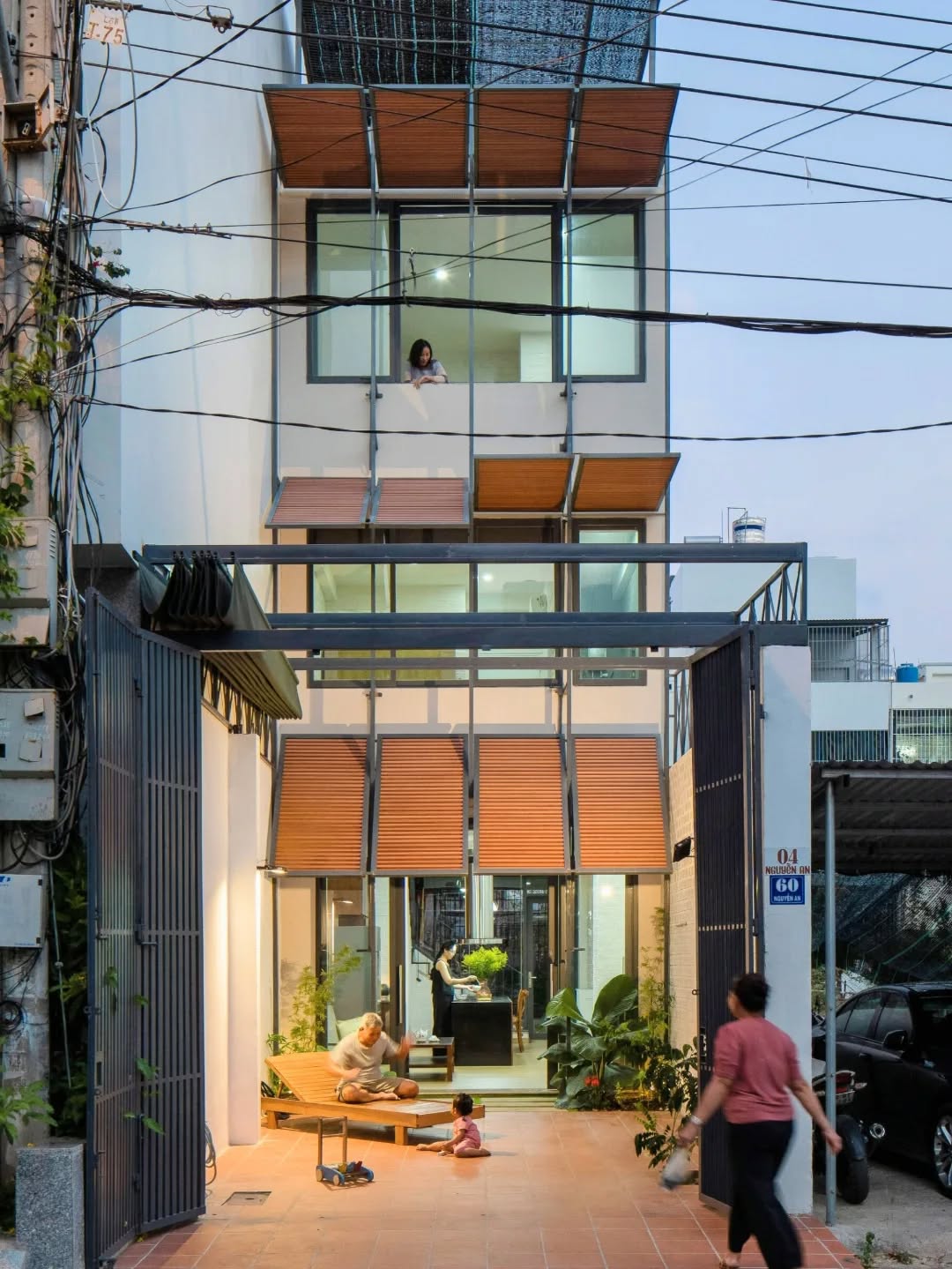 Mẫu nhà đẹp " hẹp nhưng không chật "