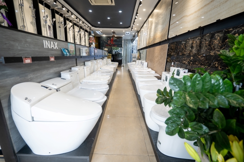 Có rất nhiều thương hiệu thiết bị vệ sinh nổi tiếng trong và ngoài nước để khách hàng có thể lựa chọn
